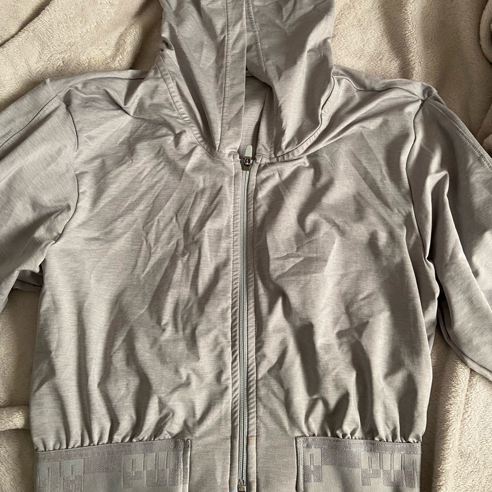 Puma cropped hoddie